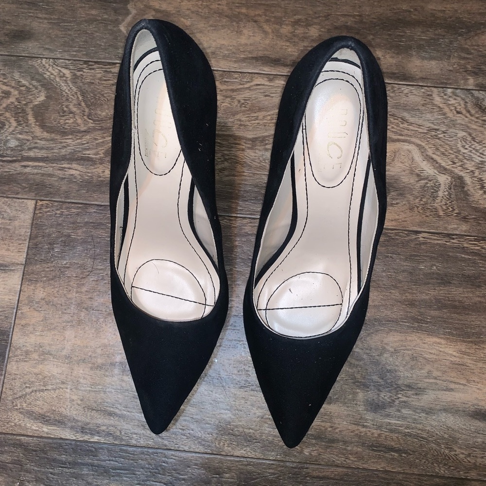 Black Point Toe Heels